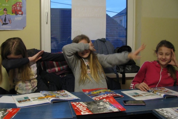 32074761_2037519129610636_452677462665461760_n